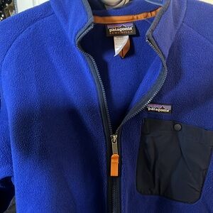 Men’s full zip Patagonia- gently used